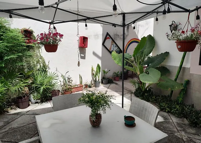 Casa Bugambilias