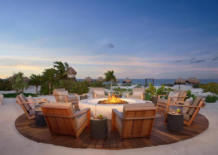 Airport Hotel: Secrets Playa Blanca Costa Mujeres (Adults Only)