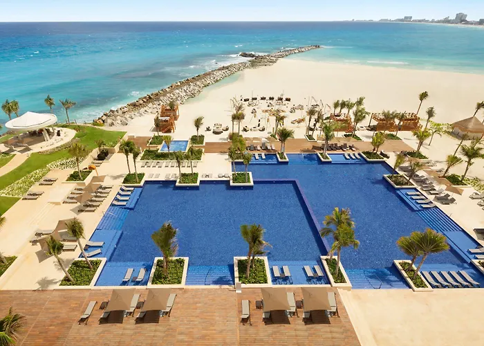 Pet Friendly hotel: Turquoize At Hyatt Ziva Cancun (Adults Only)