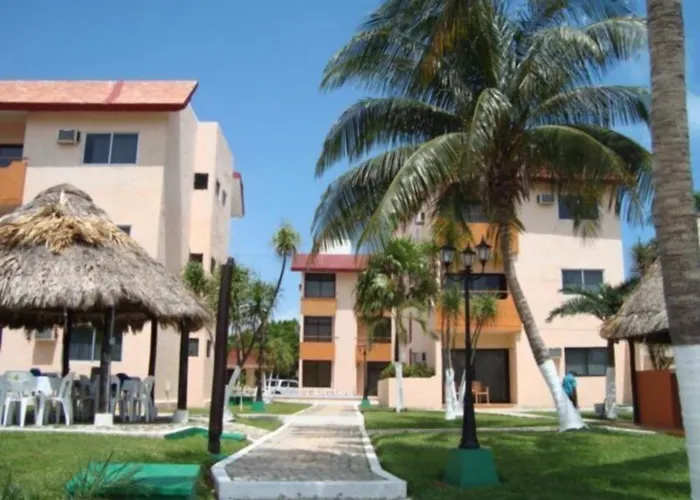 Cheap hotel: Grand Royal Lagoon