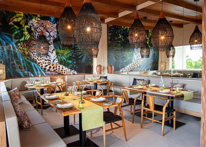 Hotel con piscina: Hotel NYX Cancun